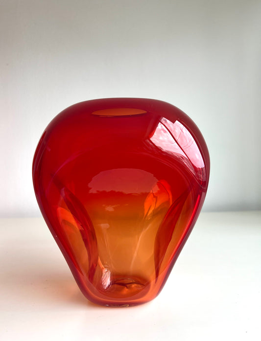 Fiamma Vase • III